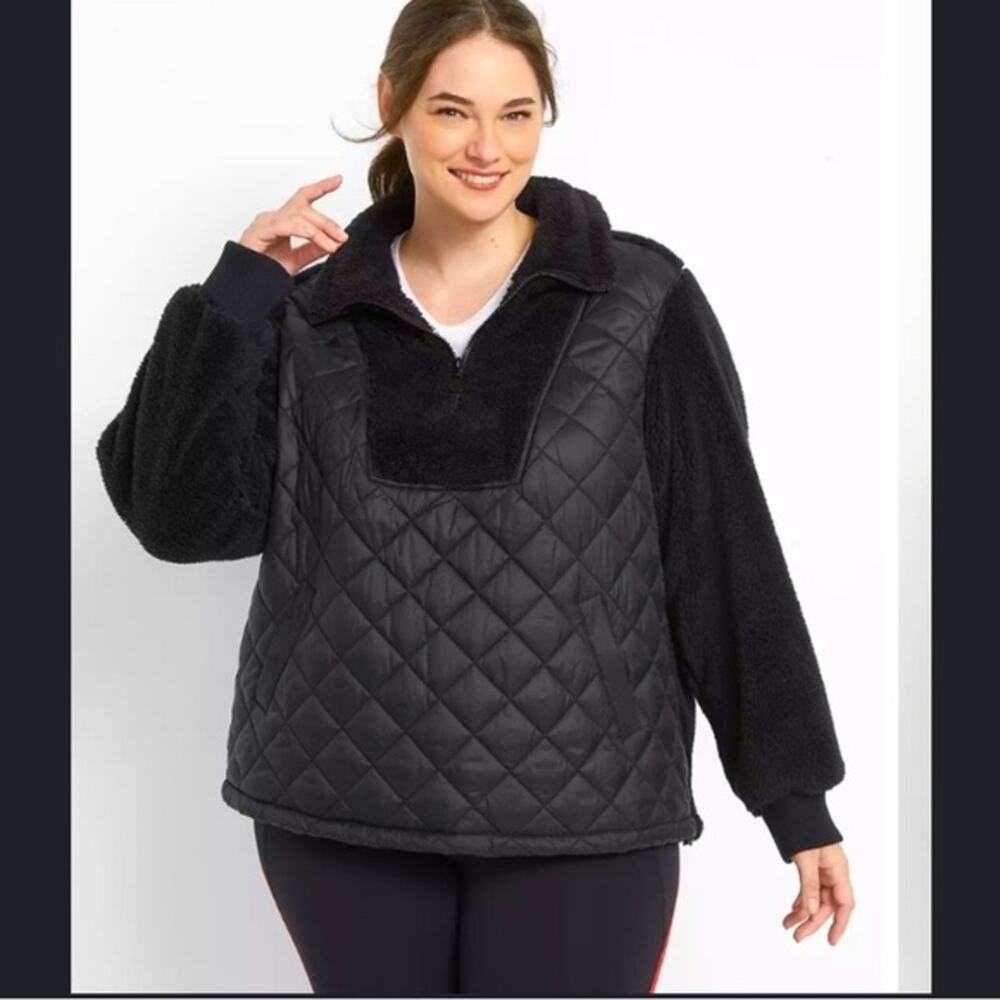 NWT Livi quilted fuzzy fleece pullover. 22/24. Black 3X
